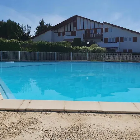 Appartement A Hendaye Avec Piscine Et A Cote De La Plage Exterior foto
